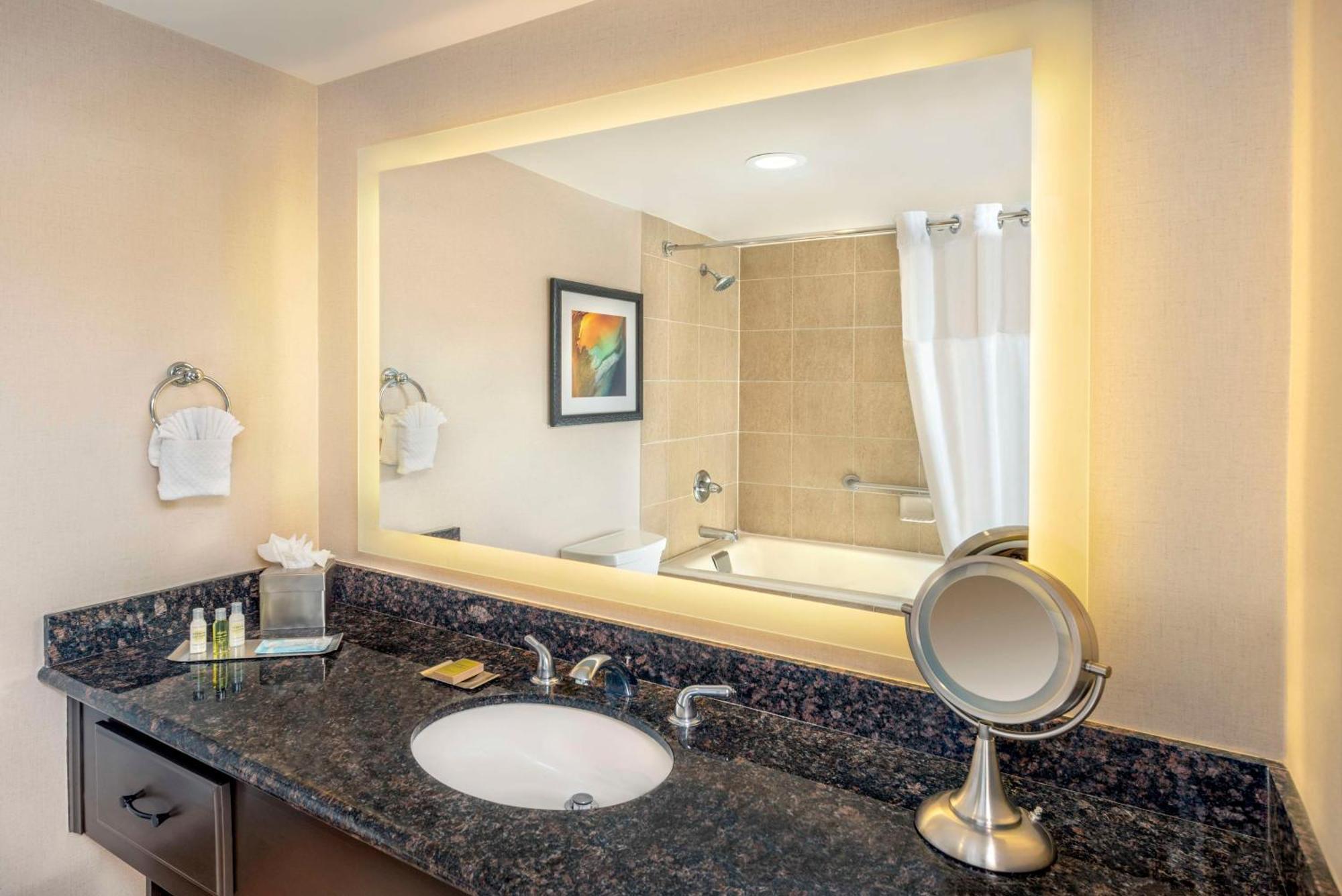 Doubletree By Hilton