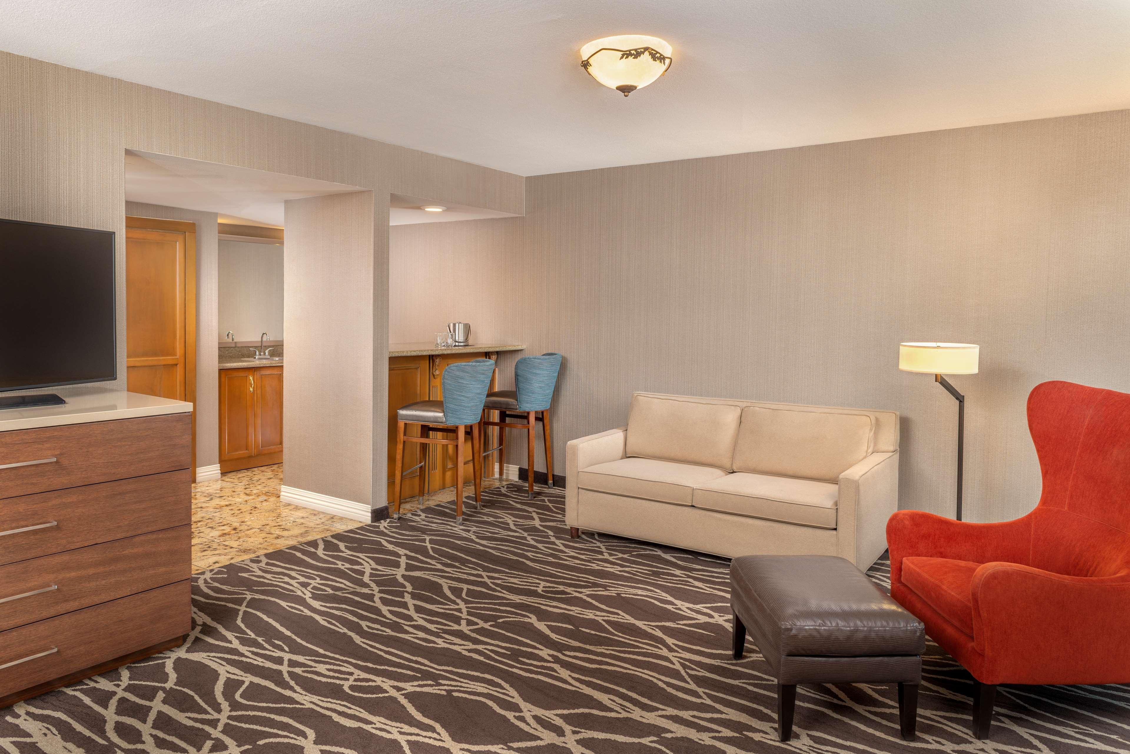 Doubletree By Hilton Hotel San Bernardino