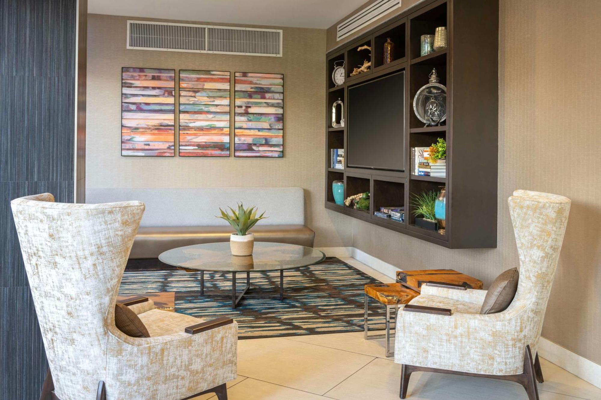 Doubletree By Hilton Hotel San Bernardino