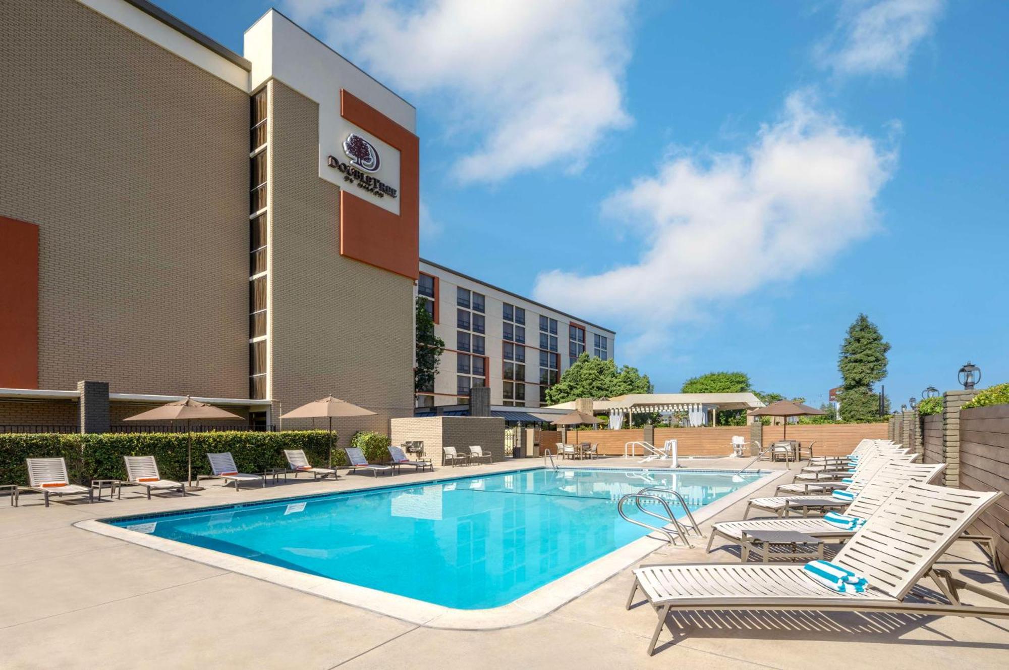 Hotel Doubletree By Hilton San Bernardino
