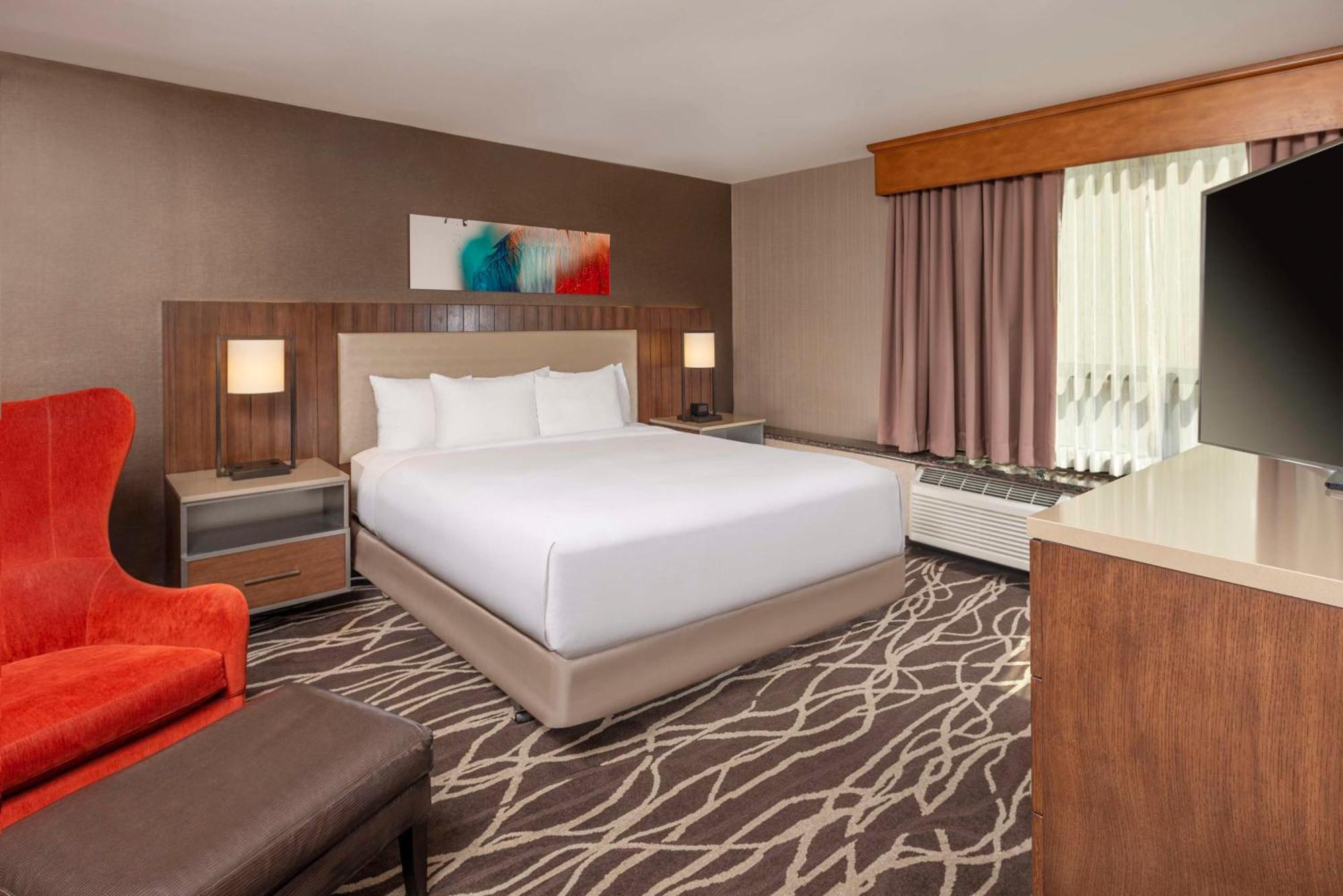 Doubletree By Hilton 4*